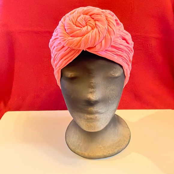 TURBAN HATS BUNDLE,  NIP Beautiful 6 pack of stretchy polyester turbans. main image 2